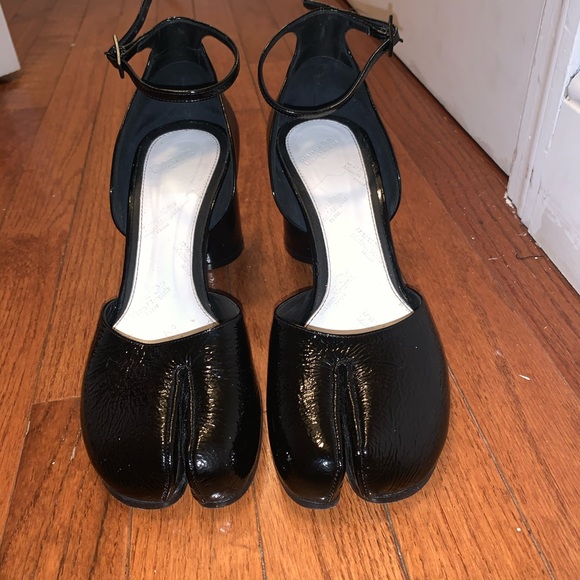 ⭐️SOLD⭐️Black Patent Margiela Tabi Mary Janes - Picture 6 of 6